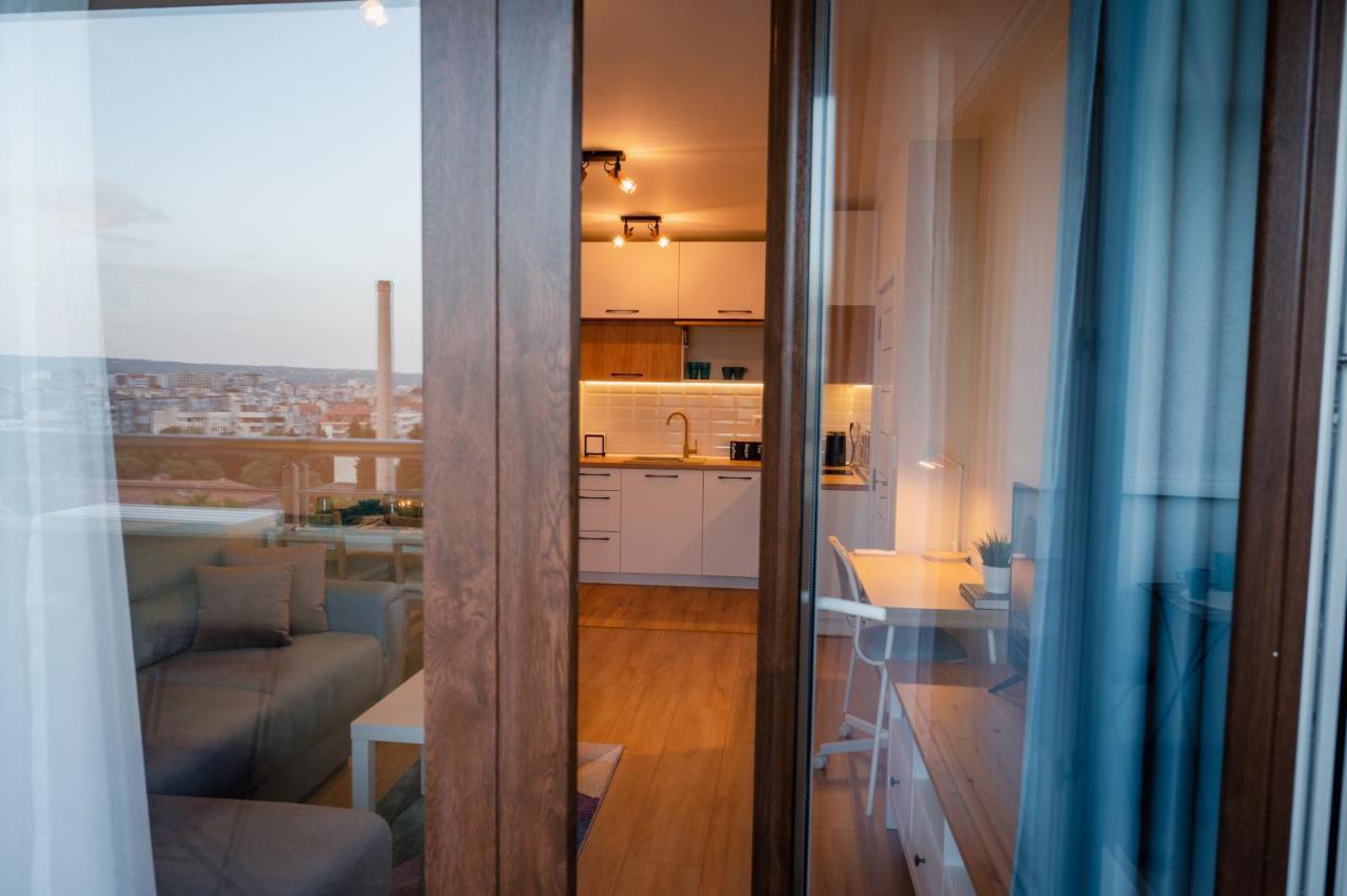 Emerald Suite With Private Parking Warna Zewnętrze zdjęcie