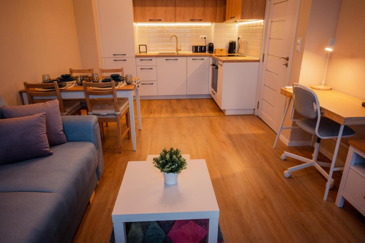 Emerald Suite With Private Parking Warna Zewnętrze zdjęcie