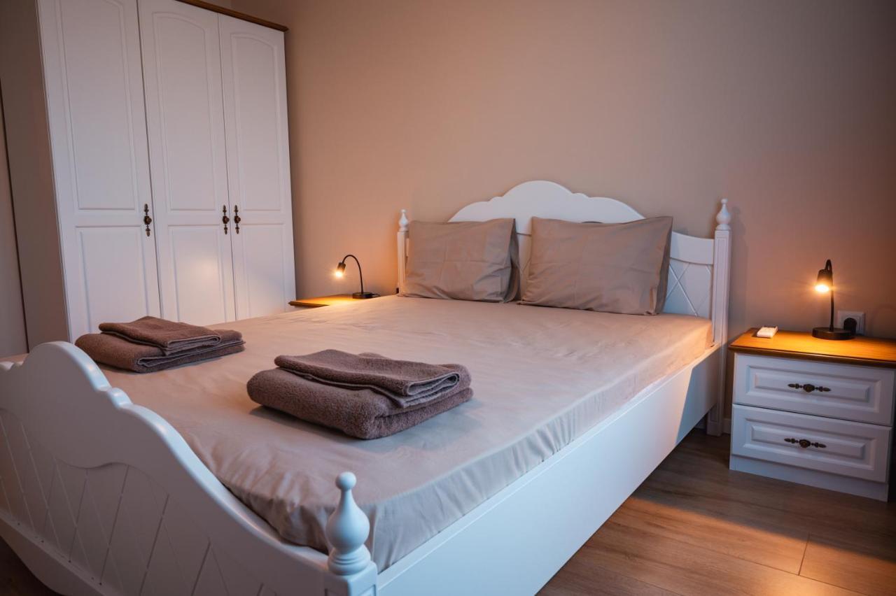 Emerald Suite With Private Parking Warna Zewnętrze zdjęcie
